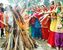 Lohri, Indian Fairs and Festivals